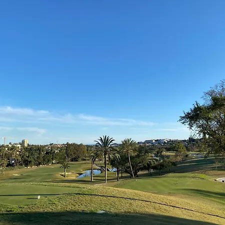 Stunning At Del Golf, 5 Stars And Frontline Golf, Porto Banus, ベッド・アンド・ブレックファスト 5*