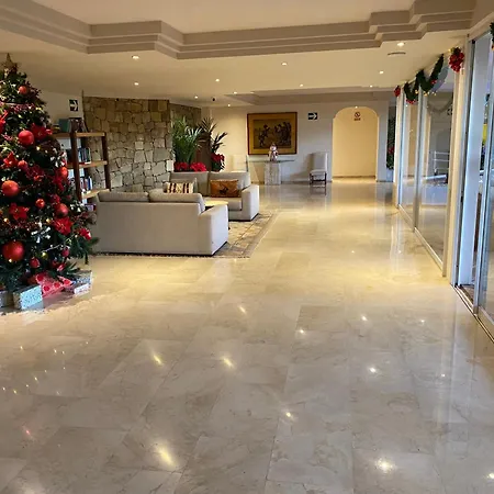 Stunning At Del Golf, 5 Stars And Frontline Golf, Porto Banus, Marbella