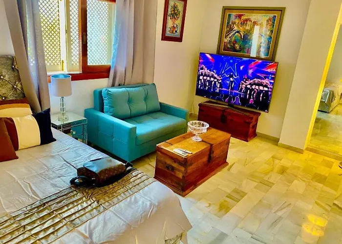 Stunning At Del Golf, 5 Stars And Frontline Golf, Porto Banus, 5*